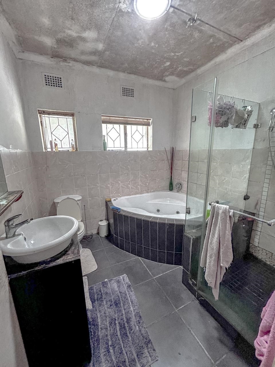 3 Bedroom Property for Sale in Thornton Western Cape